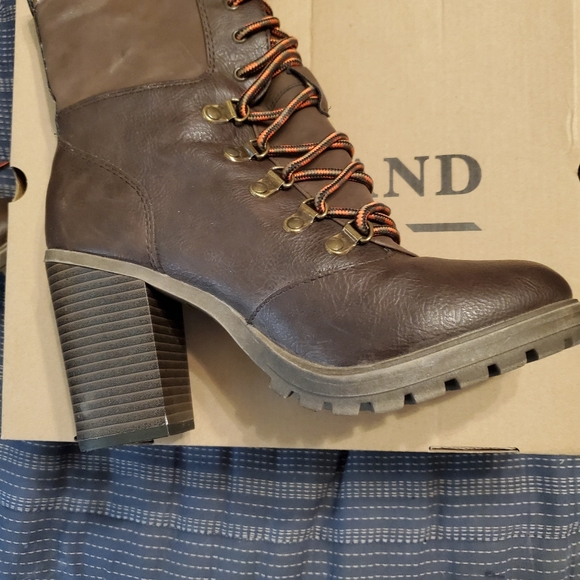 Portland Lace up boots 010 - Picture 3 of 11